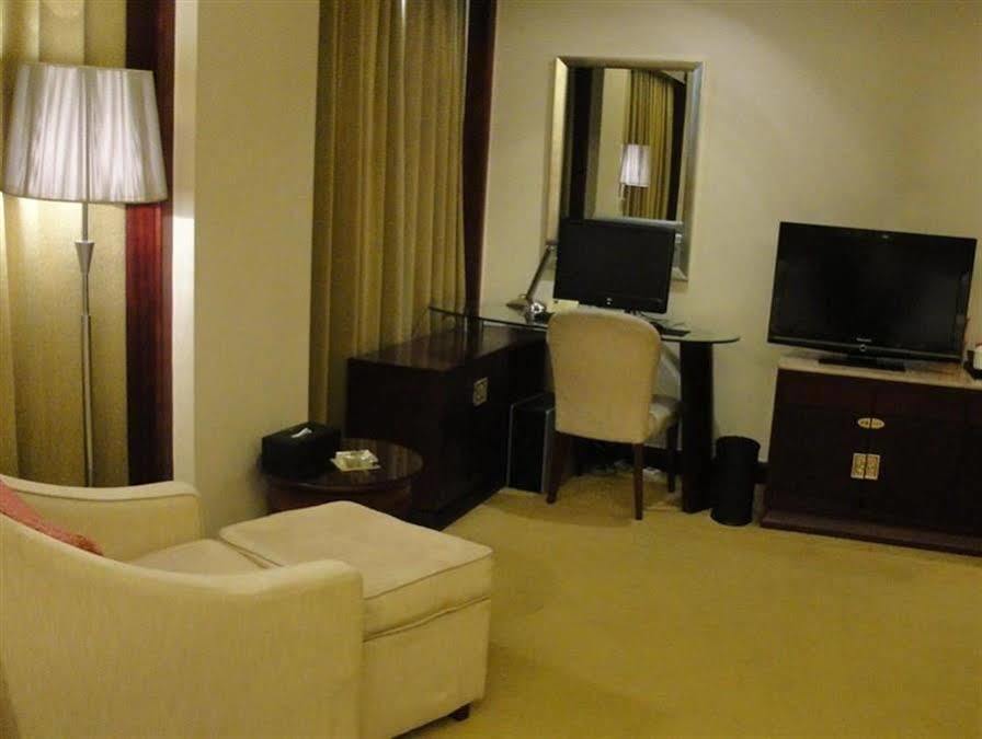 Harbour Metropolis Hotel Foshan Exterior foto